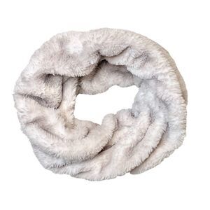 Women's Aspen light gray faux fur neck muffler scarf